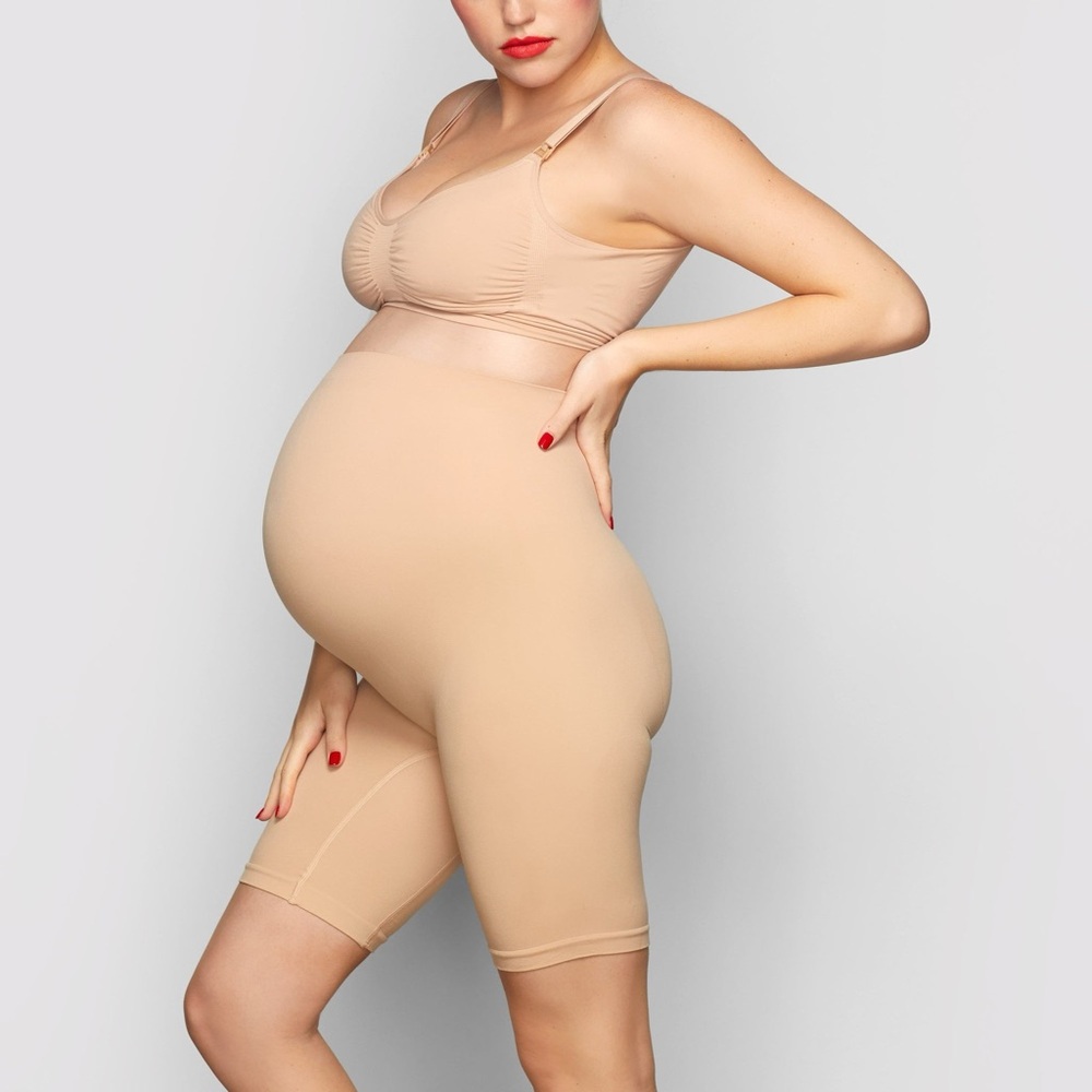 Skims maternity sculpting shorts mid thigh nude